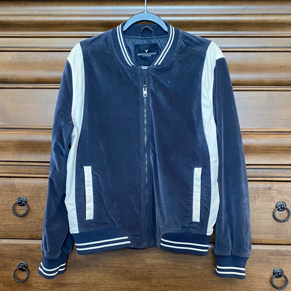 Women’s American Eagle Velvety Navy and Cream “Honestly” Bomber Jacket Large